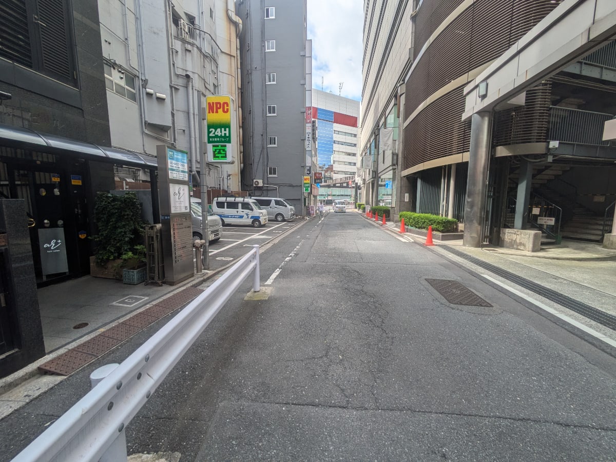 v20250427003015/fresh/building/J00100391576_9