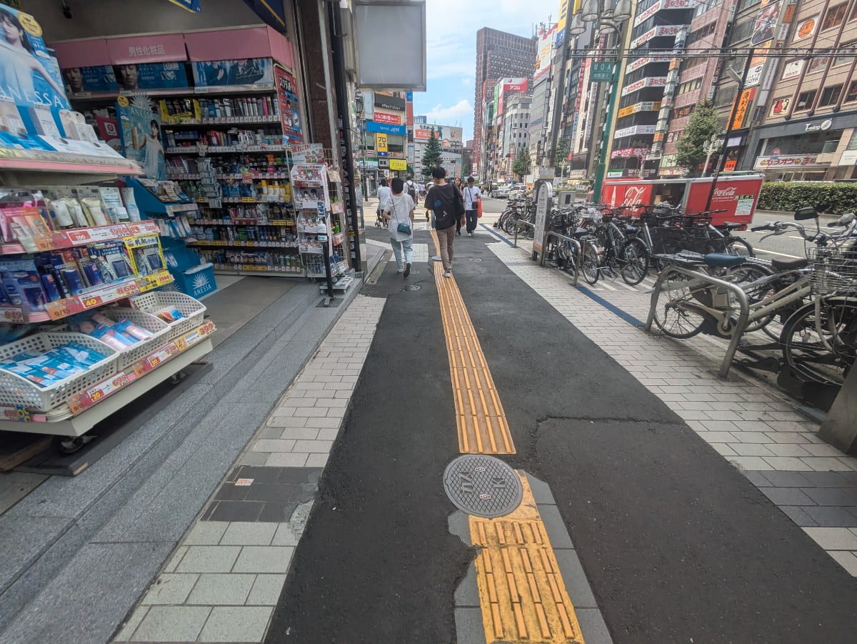 v20250427003015/fresh/building/J00100391594_9