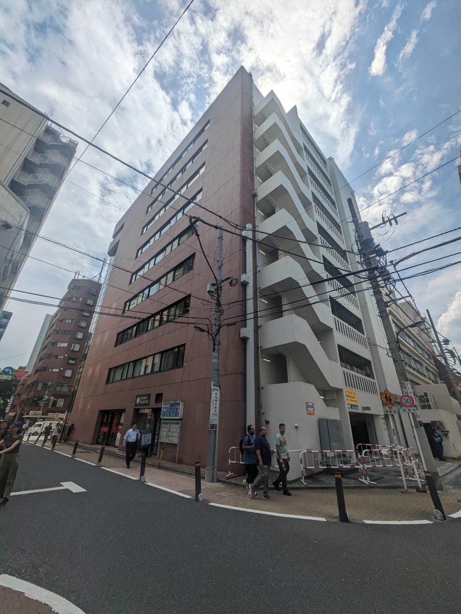 v20250427003015/fresh/building/J00100391648_64