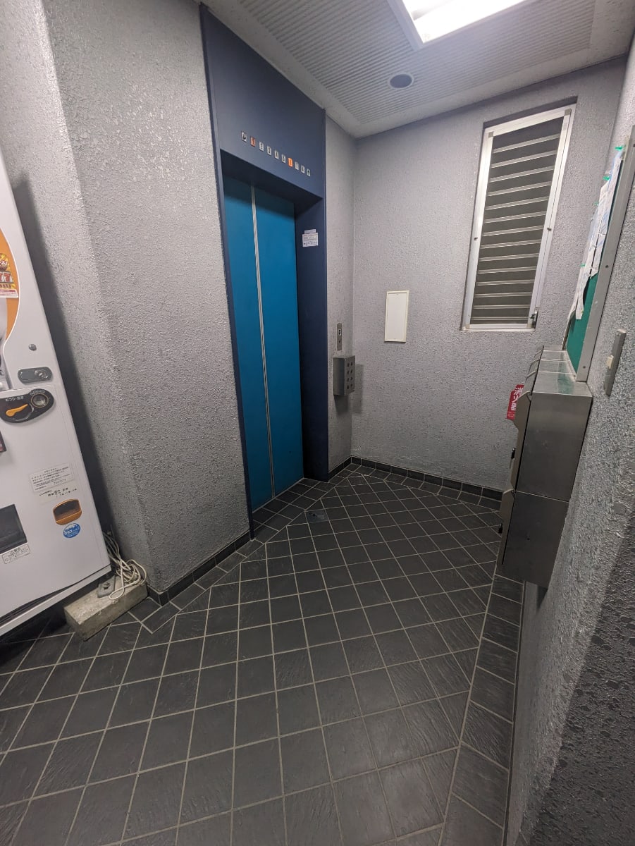 v20250427003015/fresh/building/J00100391688_10