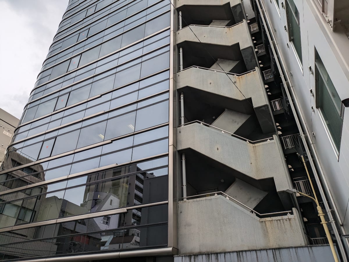 v20250427003015/fresh/building/J00100392111_14
