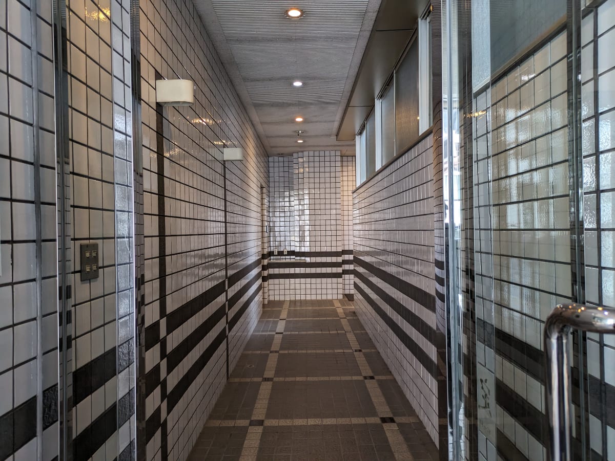 v20250427003015/fresh/building/J00100392129_13
