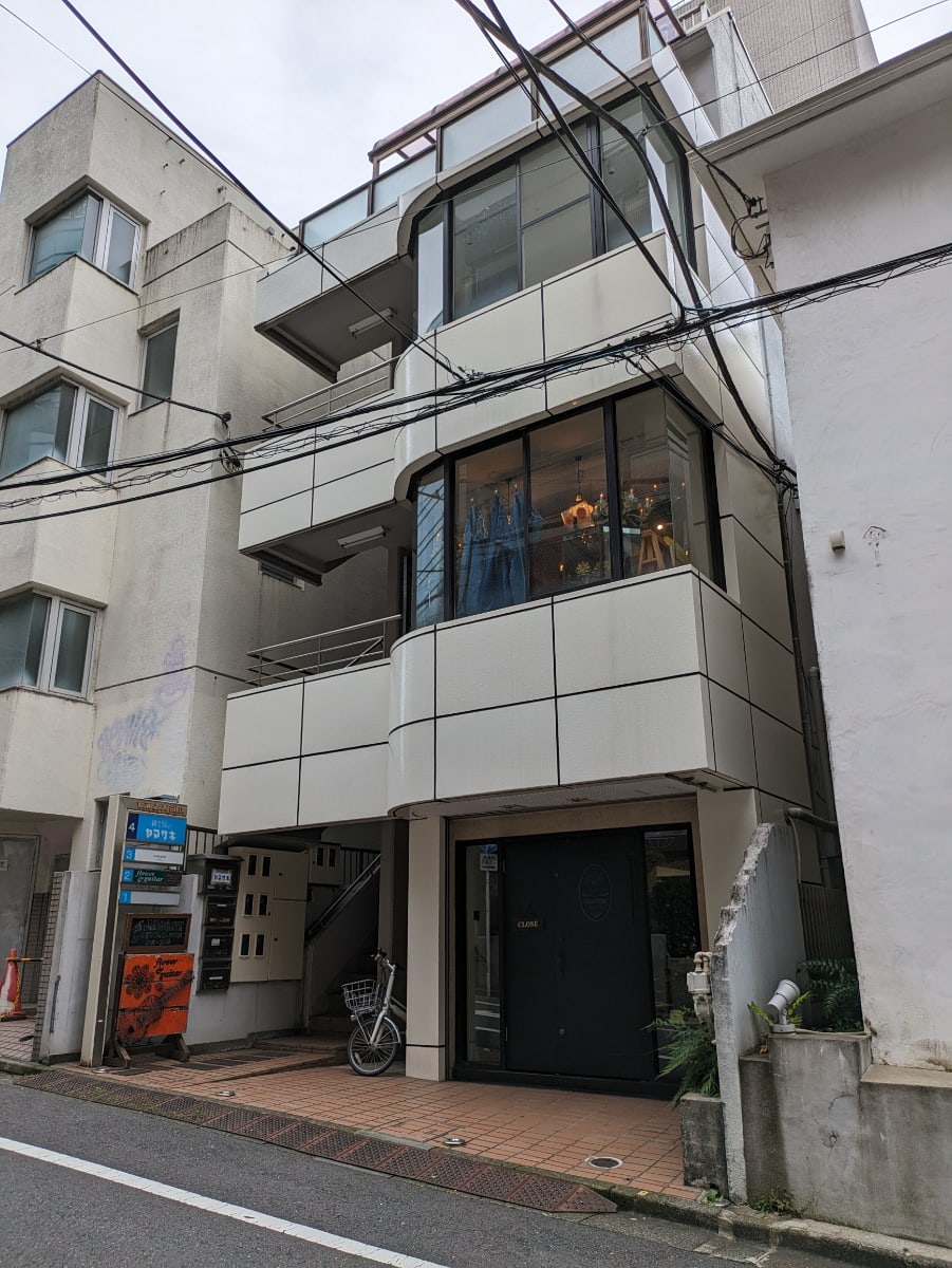 v20250427003015/fresh/building/J00100392143_13