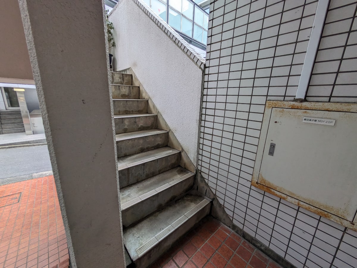 v20250427003015/fresh/building/J00100392144_9