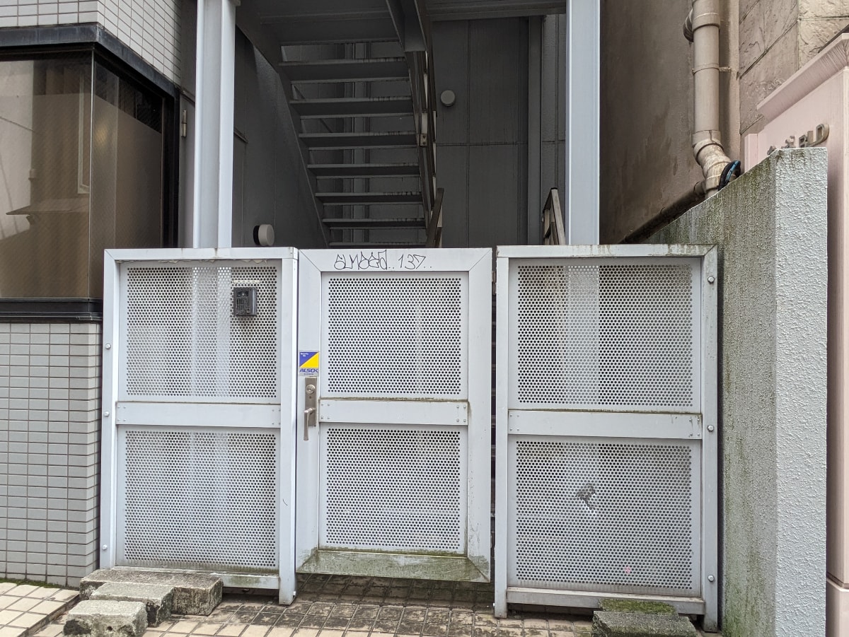 v20250427003015/fresh/building/J00100392243_12