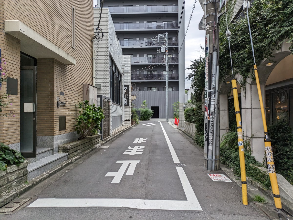 v20250427003015/fresh/building/J00100392250_15