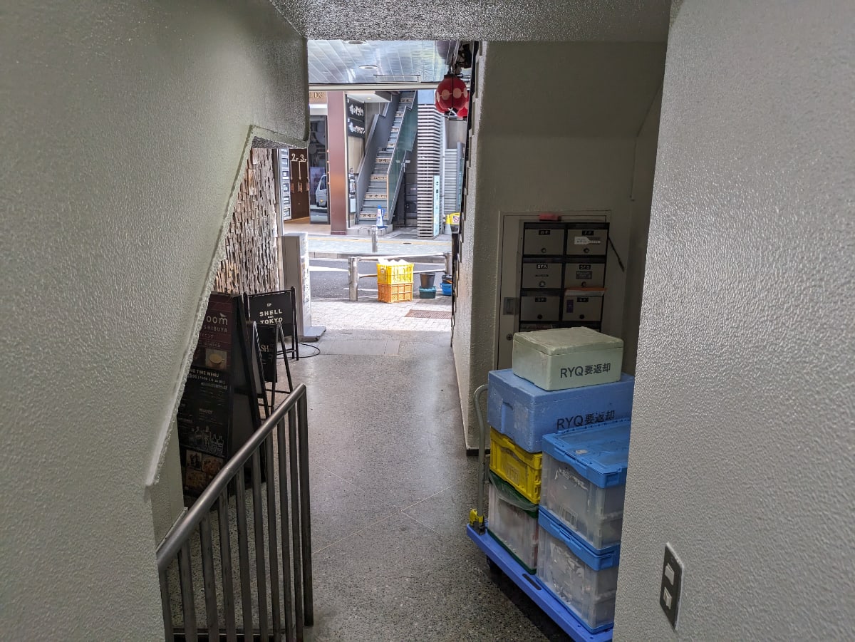 v20250427003015/fresh/building/J00100392296_11