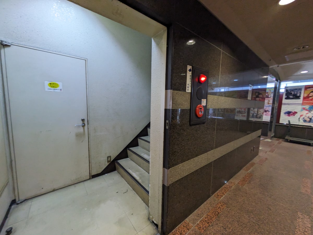 v20250427003015/fresh/building/J00100392333_5
