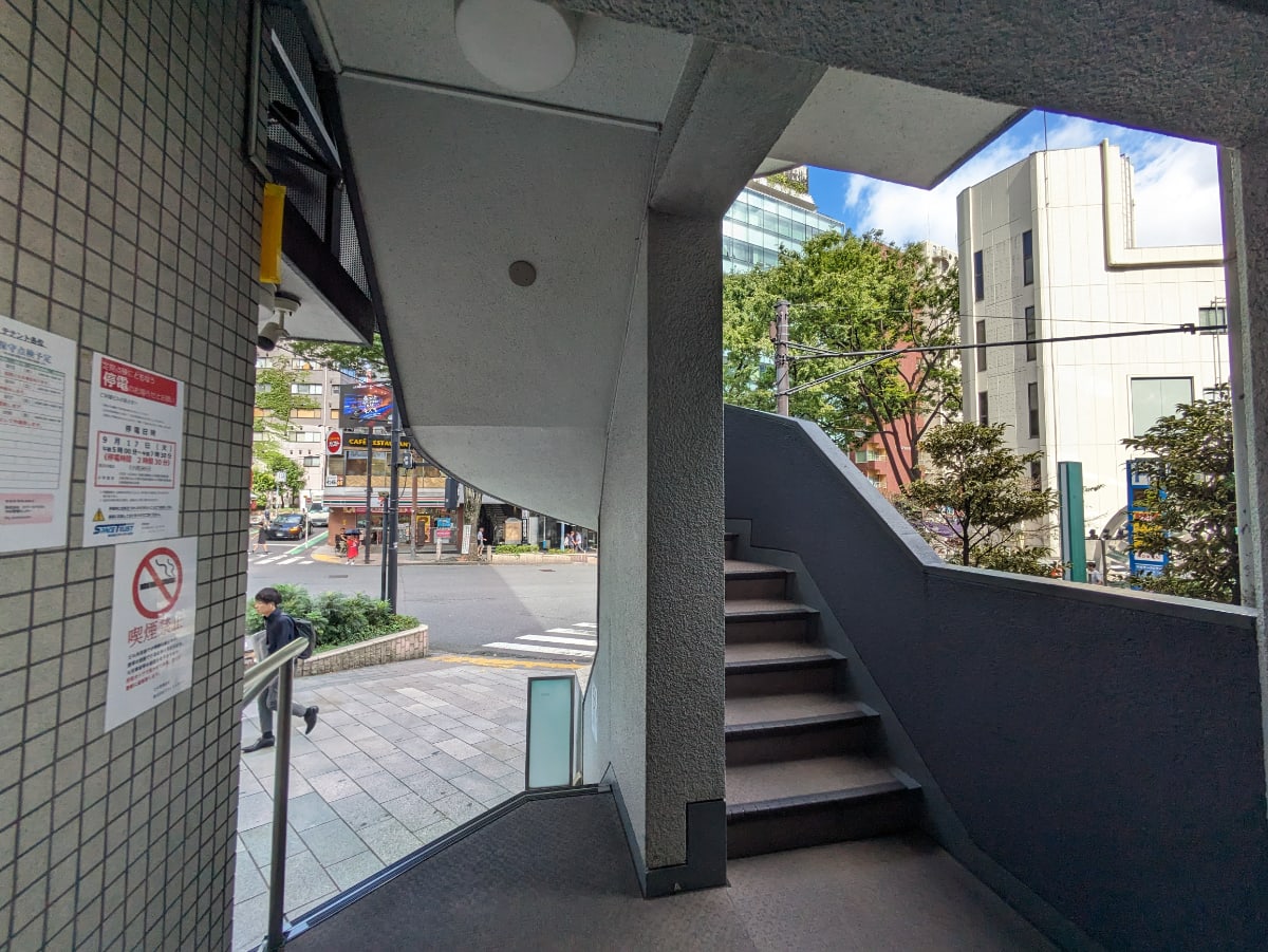 v20250427003015/fresh/building/J00100392357_5