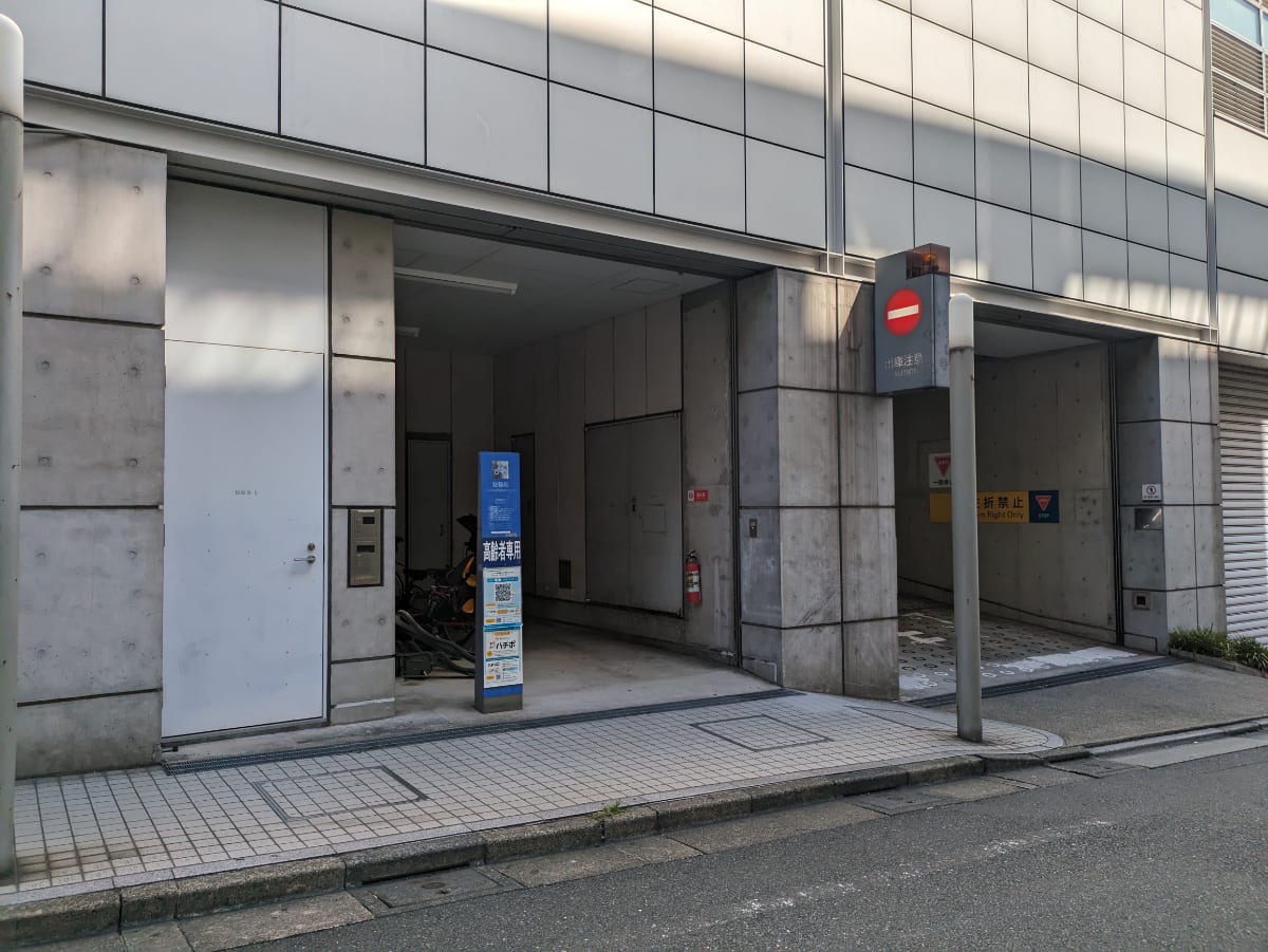 v20250427003015/fresh/building/J00100392366_30