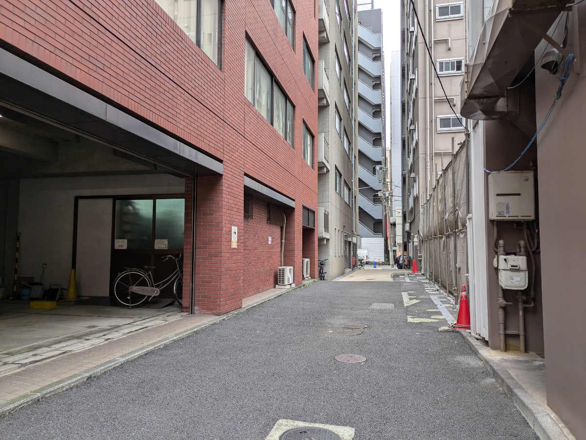 v20250427003015/fresh/building/J00100392372_16
