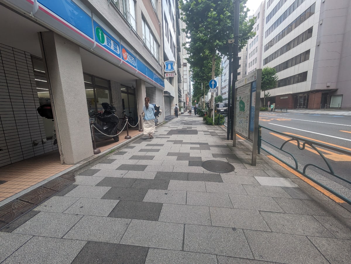 v20250427003015/fresh/building/J00100392403_64