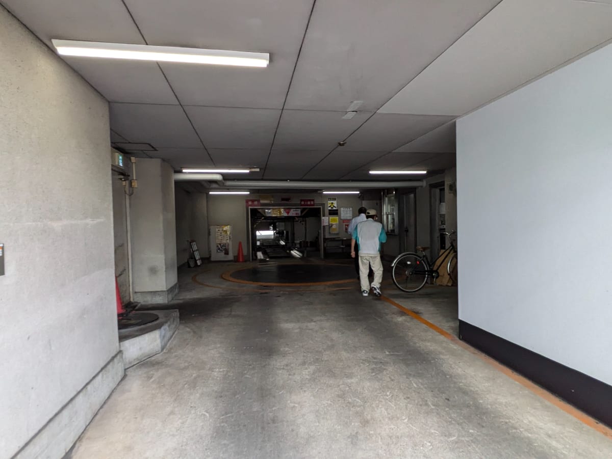 v20250427003015/fresh/building/J00100392623_9