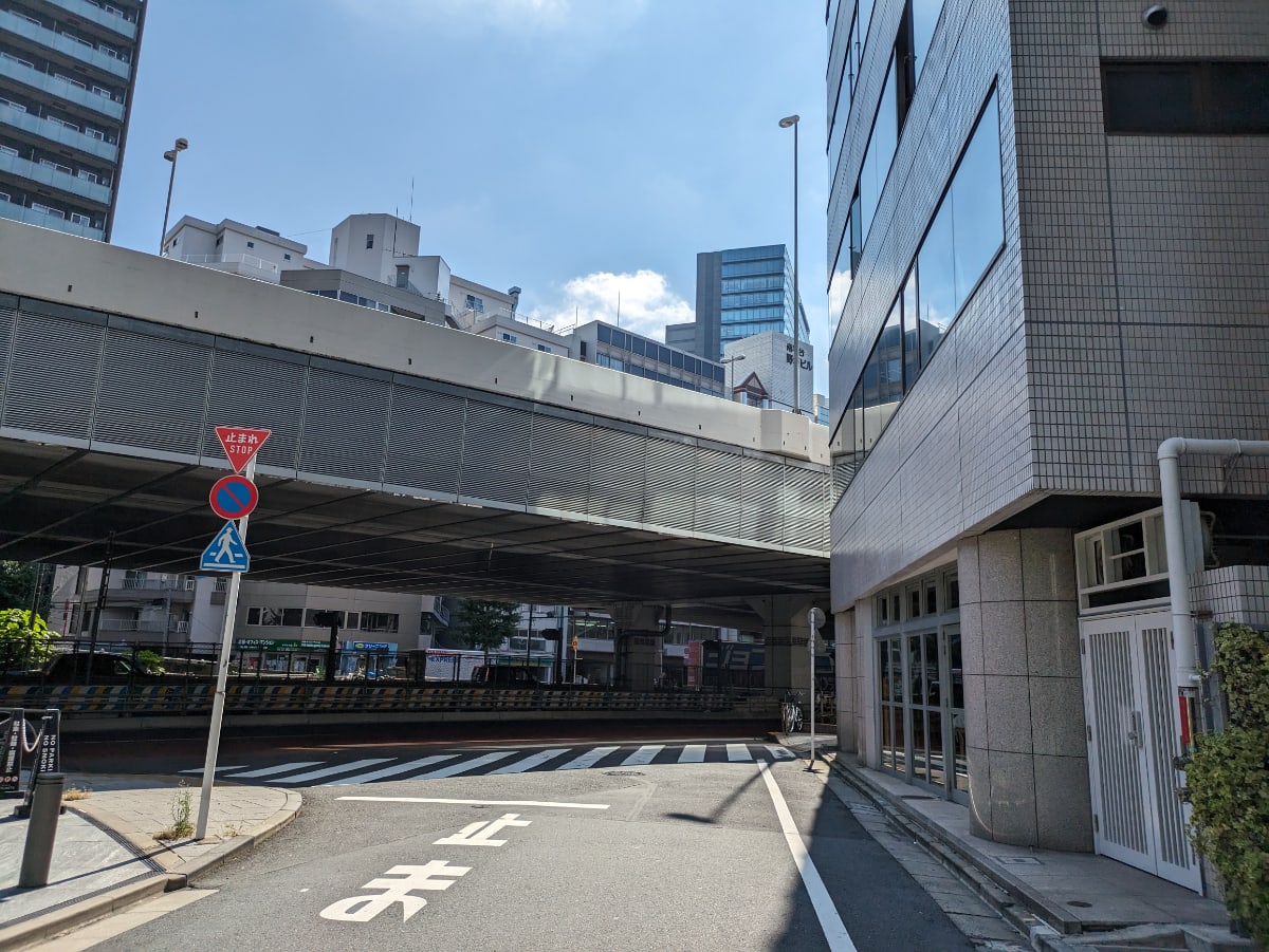 v20250427003015/fresh/building/J00100392648_13