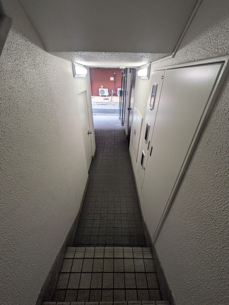 v20250427003410/fresh/building/J00100393136_6