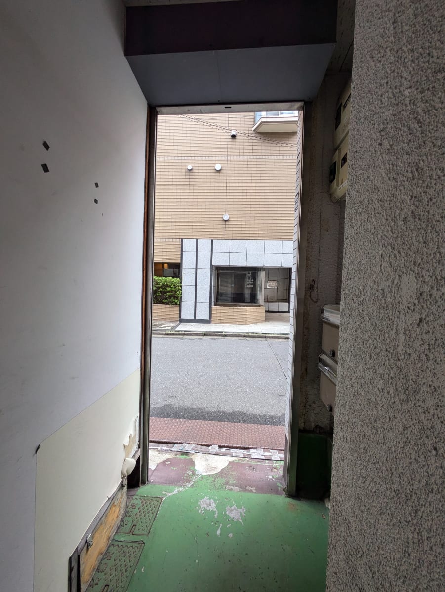v20250427003410/fresh/building/J00100393326_5