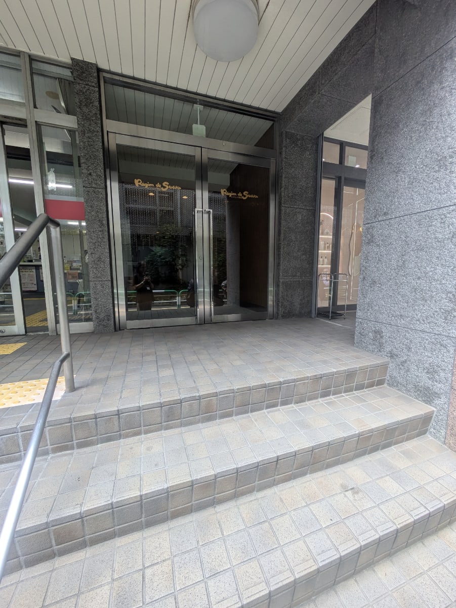 v20250427003410/fresh/building/J00100393517_3