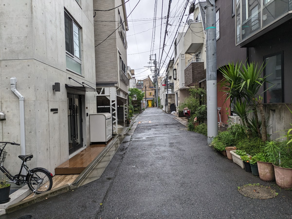 v20250427003410/fresh/building/J00100393674_11