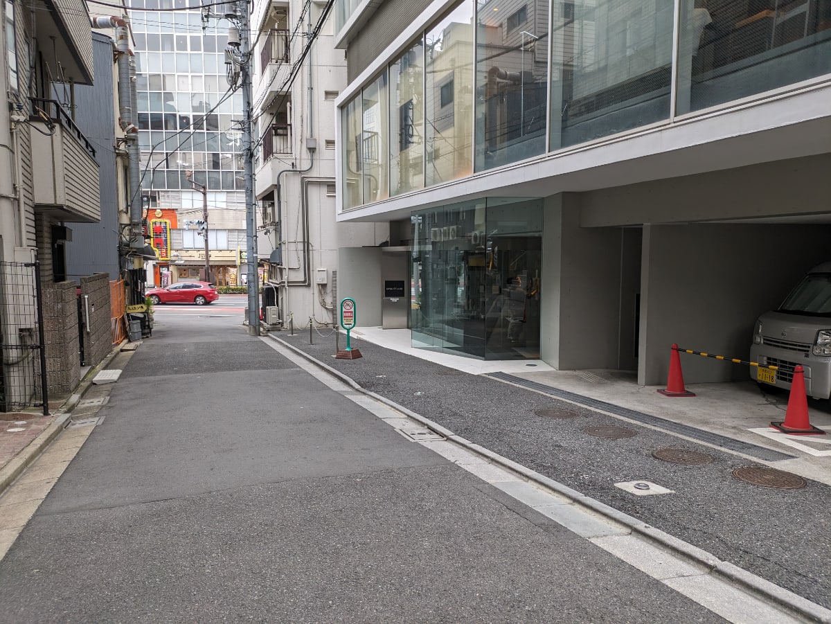 v20250427003410/fresh/building/J00100394089_21