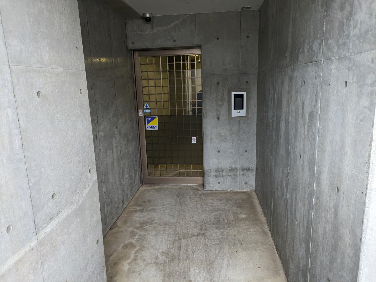 v20250427003410/fresh/building/J00100394211_5