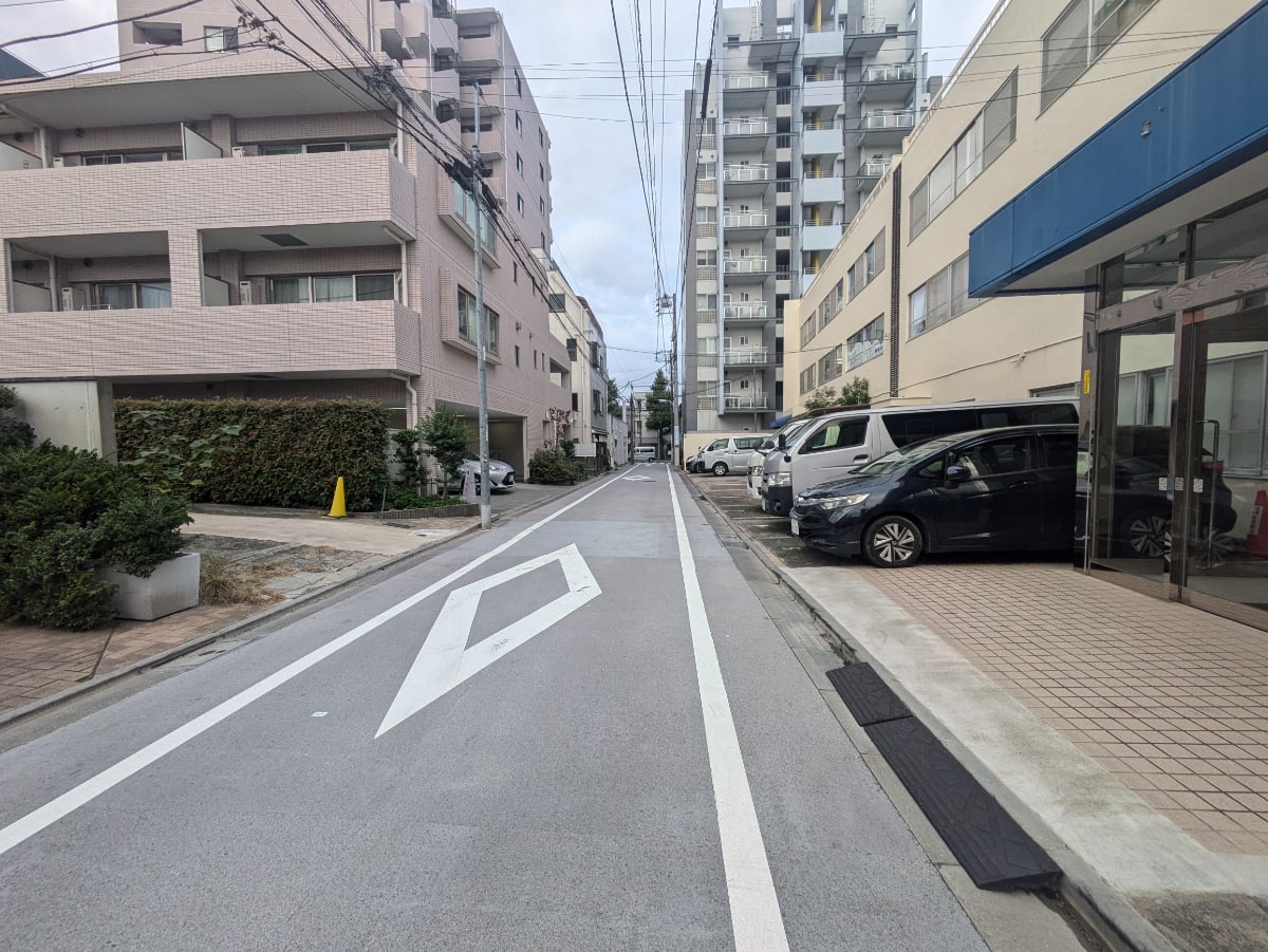 v20250427003410/fresh/building/J00100394243_11