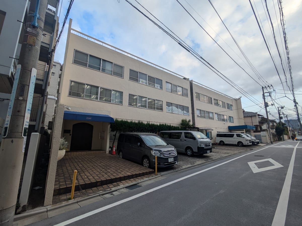 v20250427003410/fresh/building/J00100394243_5