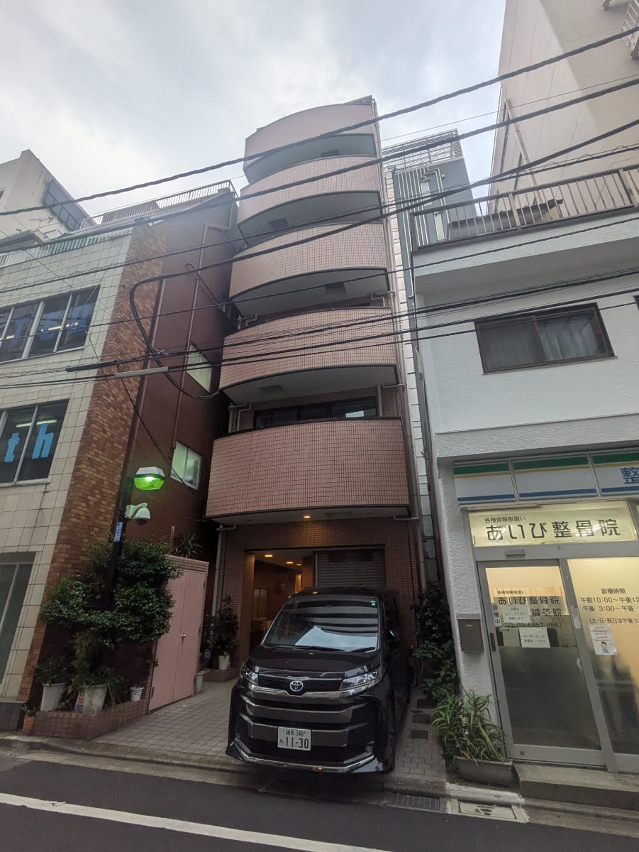 v20250427003410/fresh/building/J00100394383_9