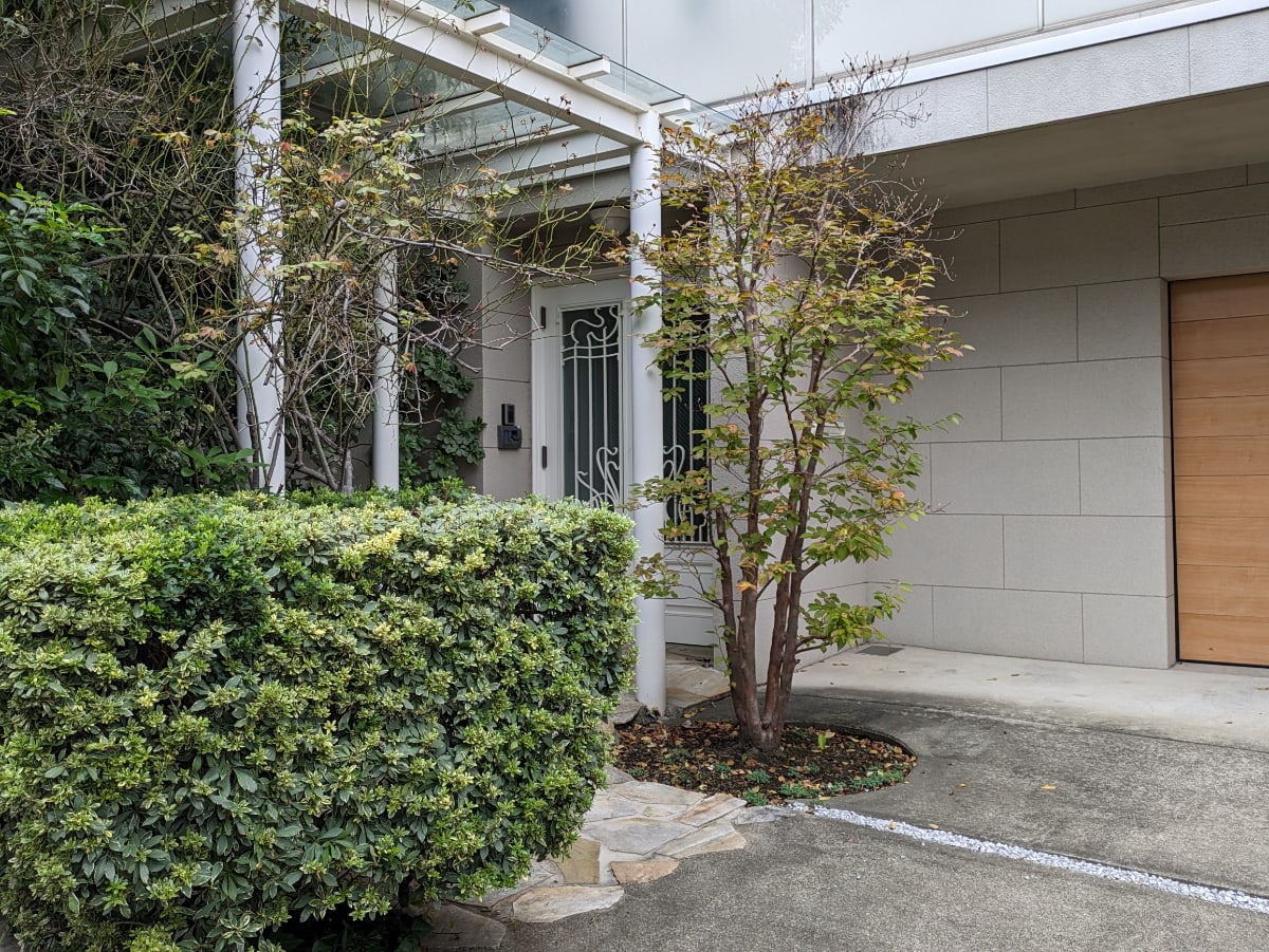 v20250427003410/fresh/building/J00100394406_3