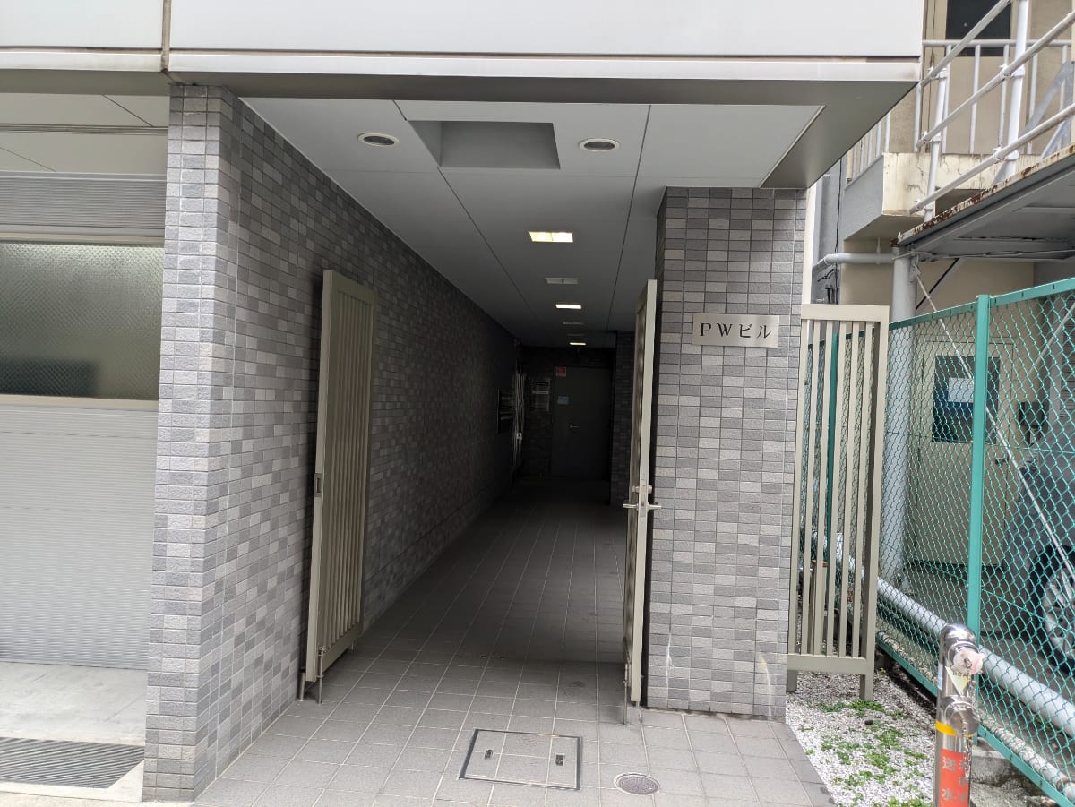 v20250427003410/fresh/building/J00100394629_9