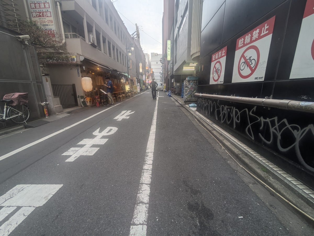 v20250427003410/fresh/building/J00100394758_8