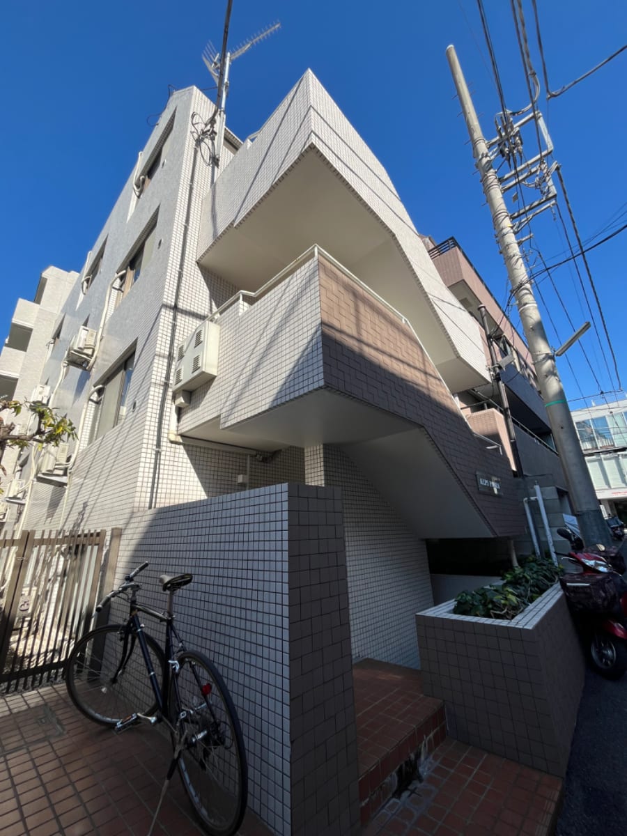 v20250427003410/fresh/building/J00100395061_7