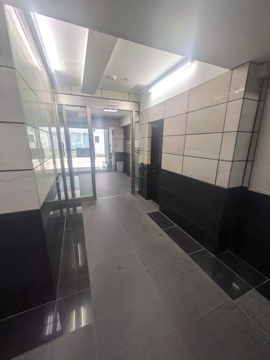 v20250427003410/fresh/building/J00100395102_8