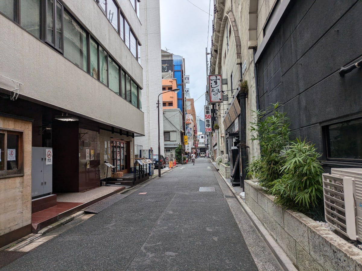v20250427003410/fresh/building/J00100395420_2
