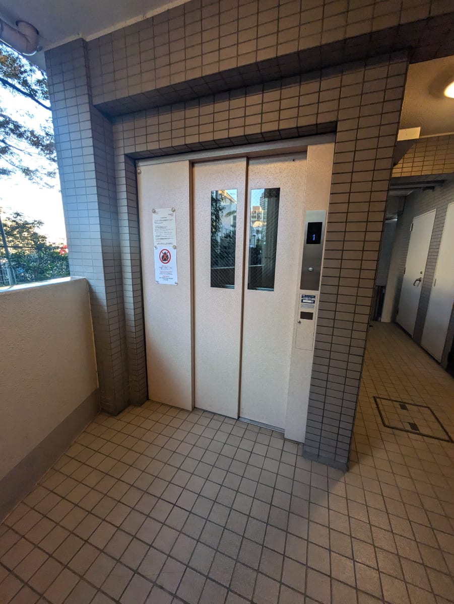 v20250427003410/fresh/building/J00100395910_4