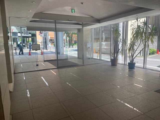 v20250427003410/fresh/building/J00100396245_10