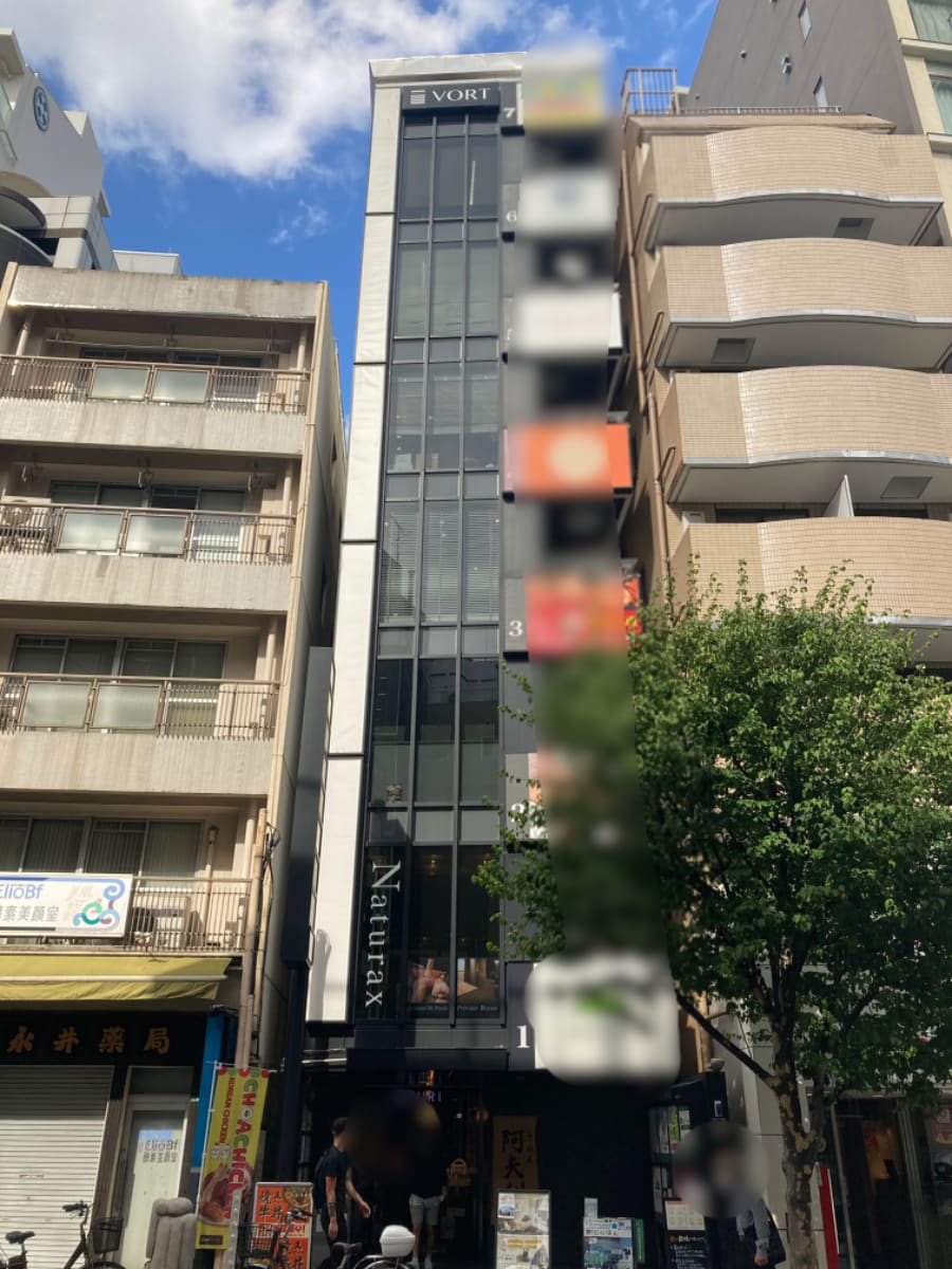 v20250427003410/fresh/building/J00100396252_1