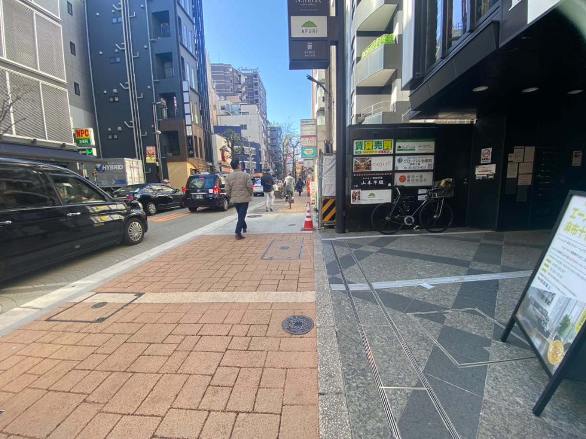 v20250427003410/fresh/building/J00100396252_2