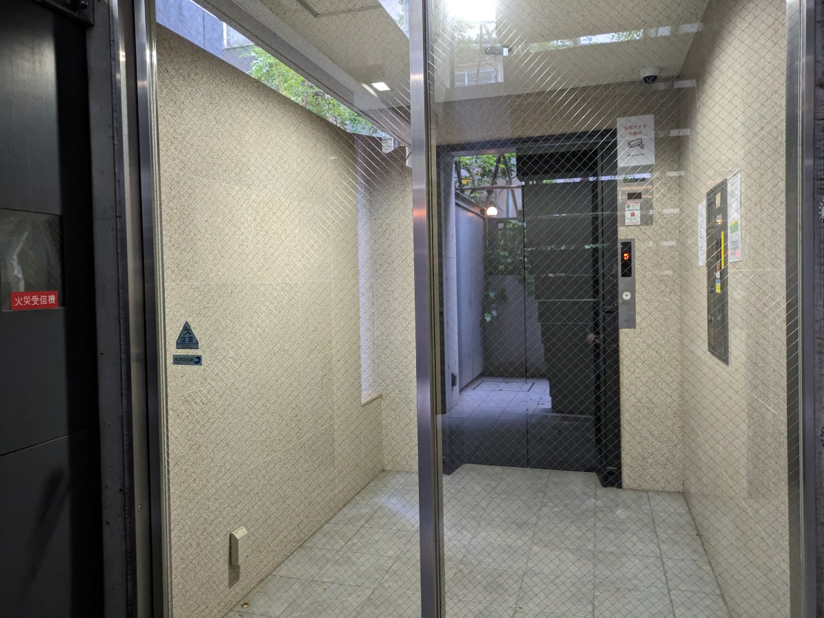 v20250427003805/fresh/building/J00100398080_4