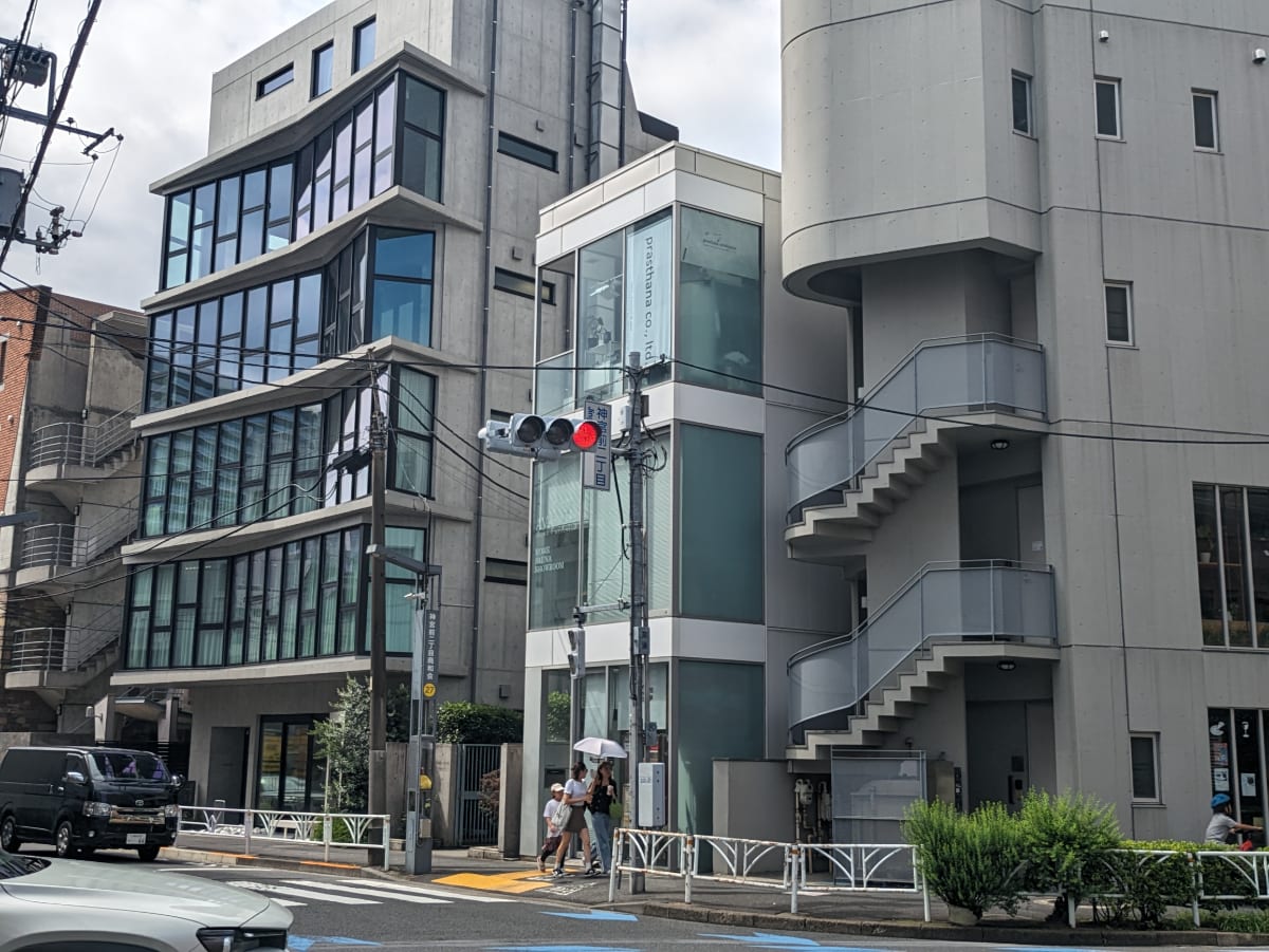 v20250427003805/fresh/building/J00100398085_6