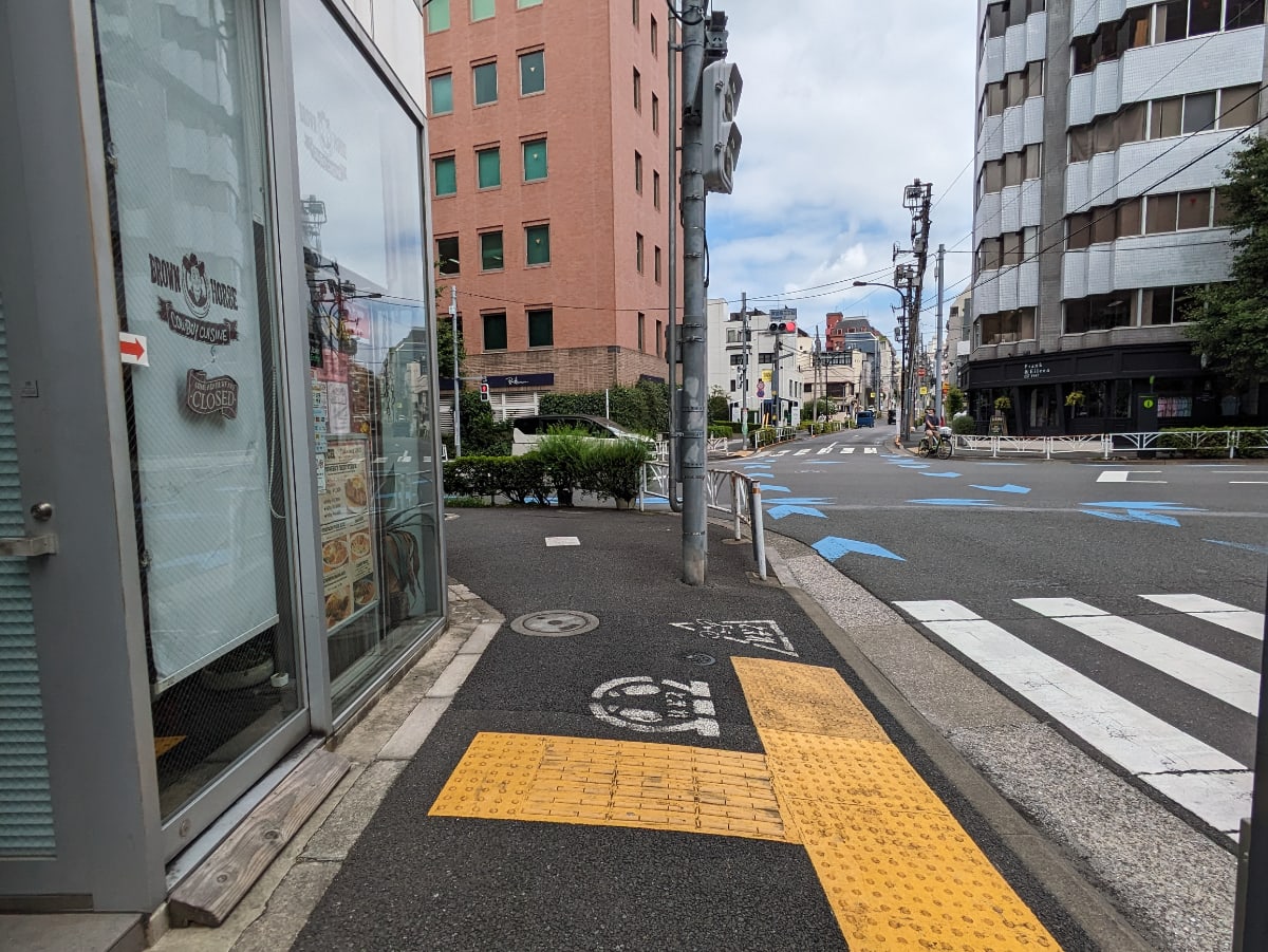 v20250427003805/fresh/building/J00100398085_9