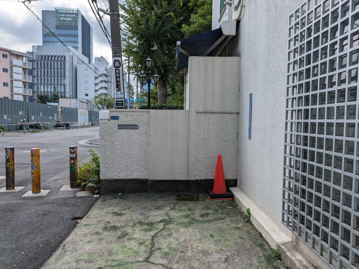 v20250427003805/fresh/building/J00100398216_11