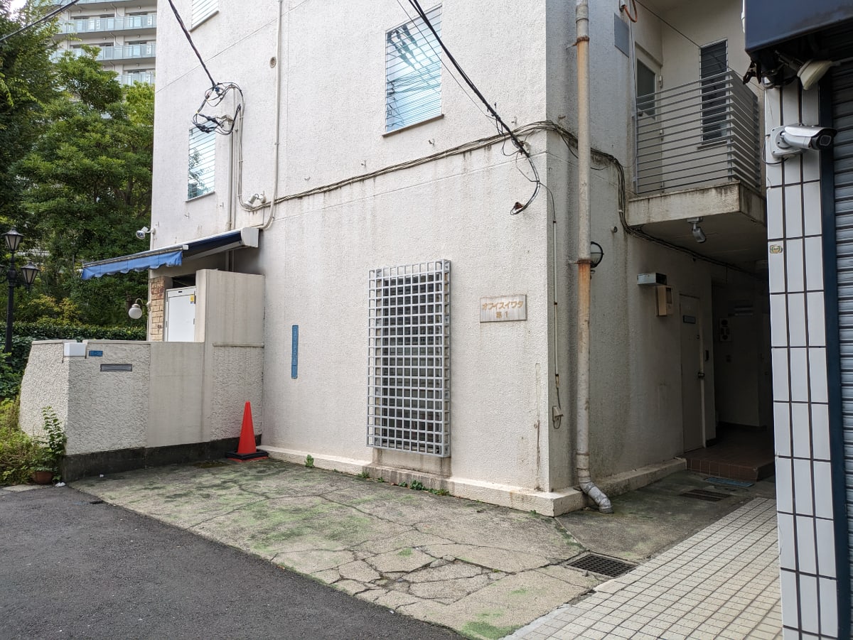 v20250427003805/fresh/building/J00100398216_8