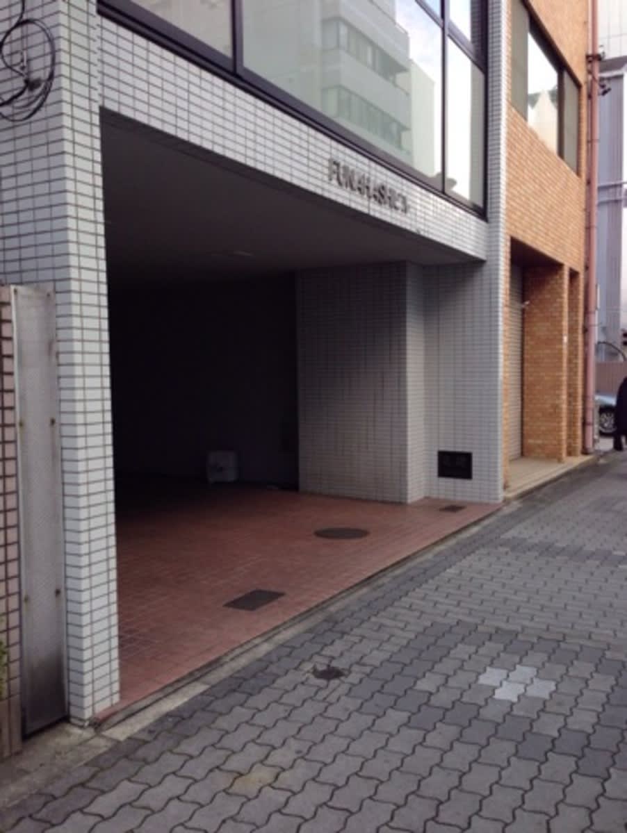 v20250427003805/fresh/building/J00100398288_3