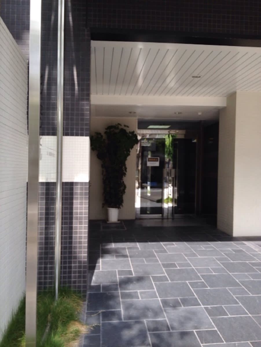 v20250427003805/fresh/building/J00100398296_3