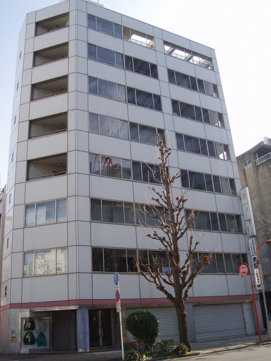 v20250427003805/fresh/building/J00100398321_1