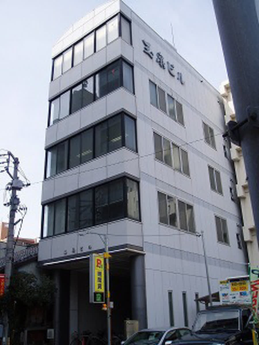 v20250427003805/fresh/building/J00100398412_1