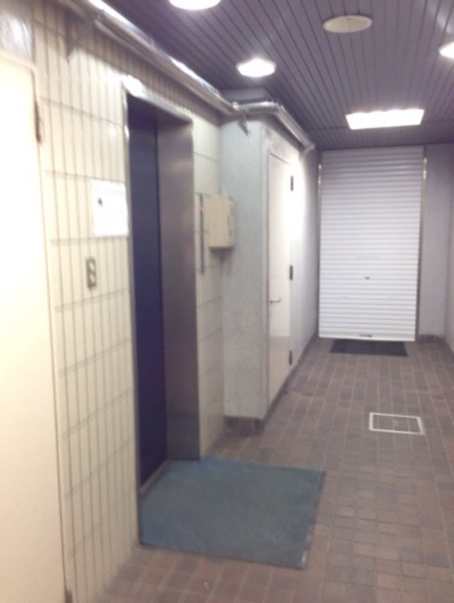 v20250427003805/fresh/building/J00100398833_4