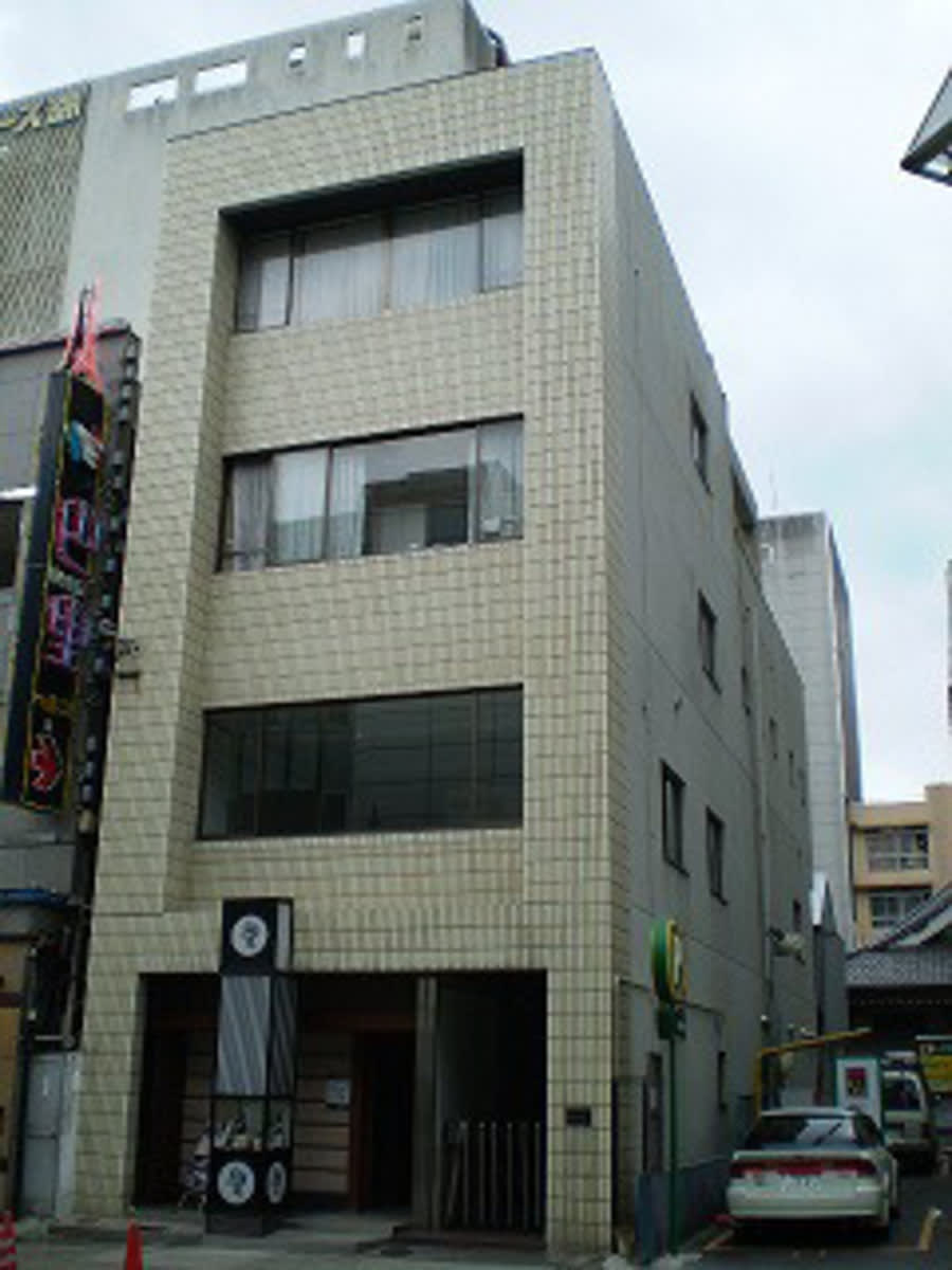 v20250427003805/fresh/building/J00100398905_1
