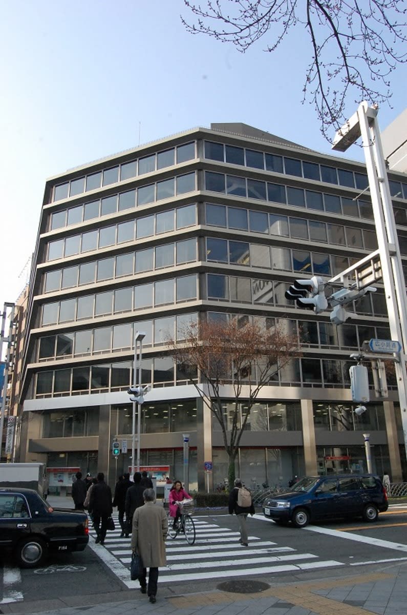 v20250427003805/fresh/building/J00100399435_1