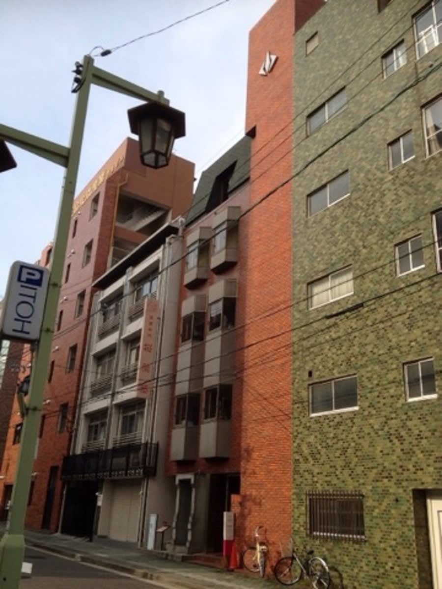 v20250427003805/fresh/building/J00100399520_1